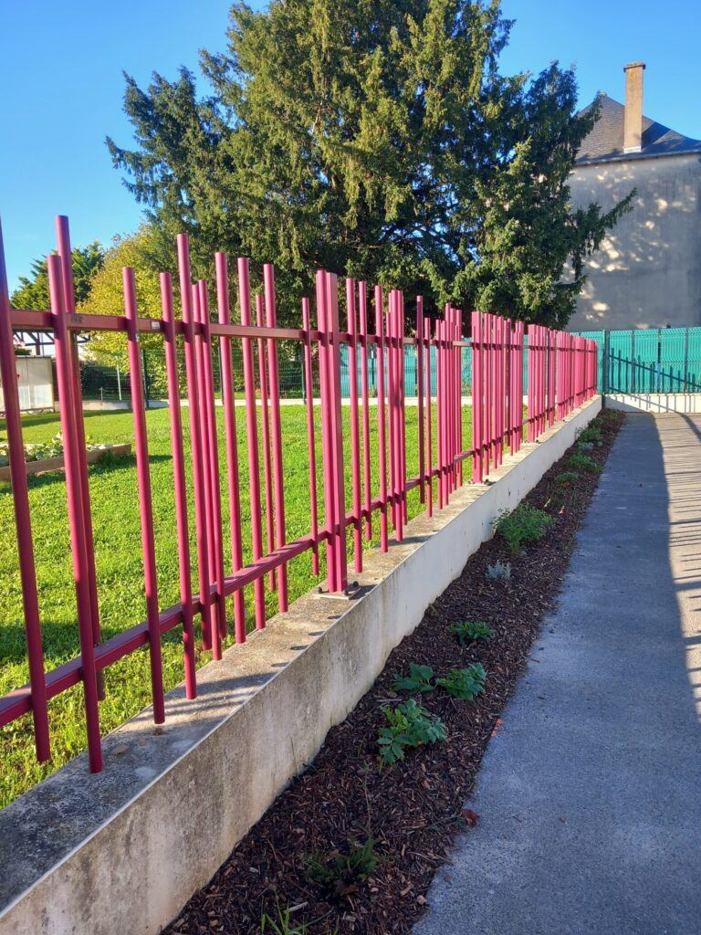 Paillis-devant-lEnsemble-scolaire-Notre-Dame2-scaled.jpg